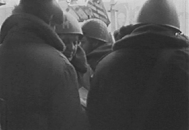 19811213-23_22_pldg_hk_strajk-okupacyjny.jpg - 13-23.12.1981 - Dąbrowa Górnicza. Strajk okupacyjny w Hucie Katowice